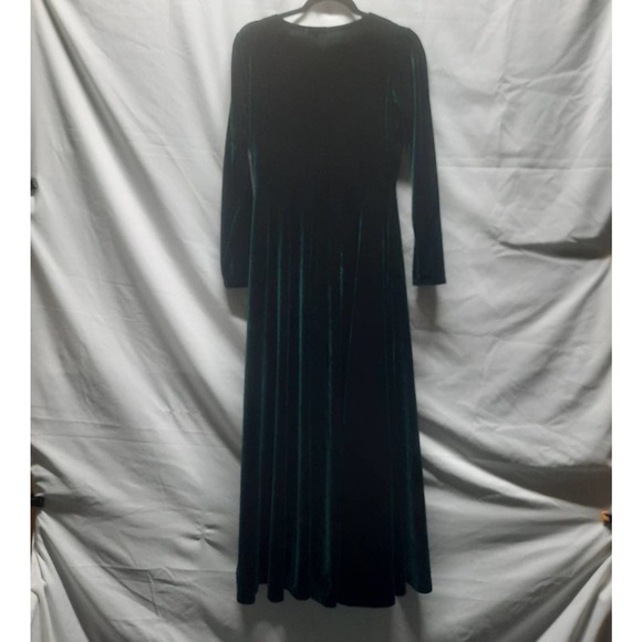 NWT Urban Coco Green Velour Long sleeve empire waist Maxi Christmas Gown Dress 8 - Picture 2 of 9